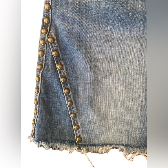 Driftwood Jean Mini Skirt - Picture 6 of 9